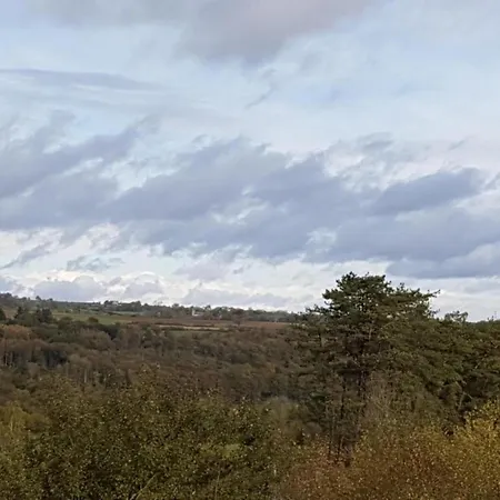 In Near Ourthe River Lejlighed *